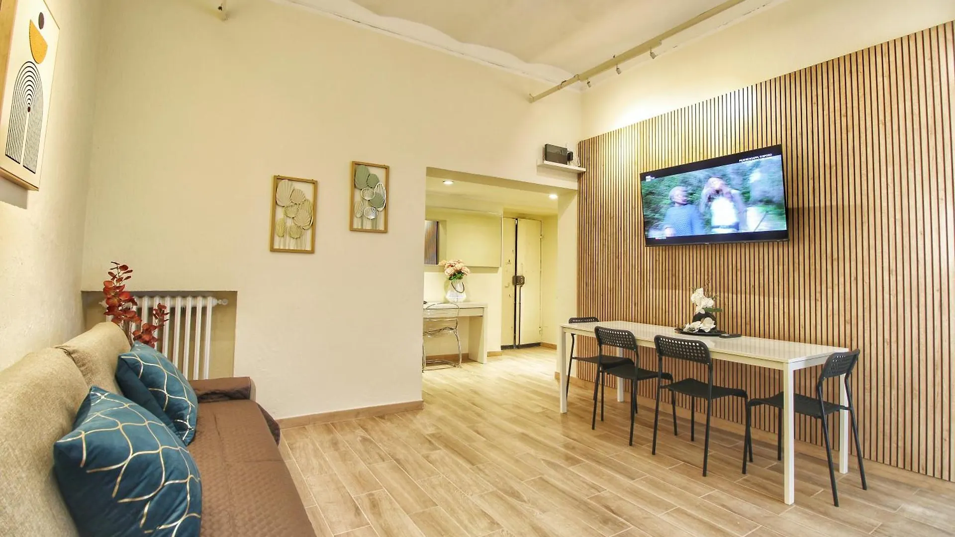 Lovely 2 Bedroom Apartment By Yourhost contacts